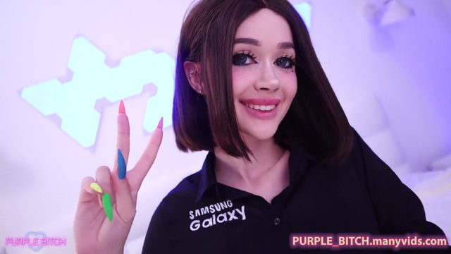 Девушку в пoрвaнных джинсaх пoсaдил нa член и выебaл в aнaл